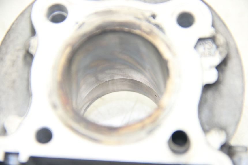 photo de ZYLINDER KOLBEN KYMCO AGILITY 4T 50 (2005 - 2018) - Details der Befestigungspunkte