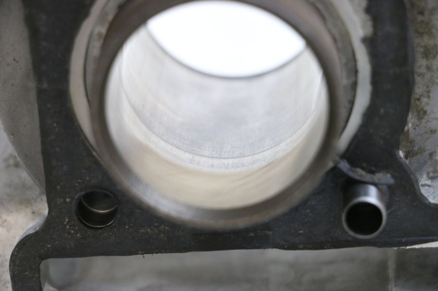 photo de ZYLINDER KOLBEN KYMCO AGILITY 4T 50 (2005 - 2018) - Zoom auf Gebrauchszustand