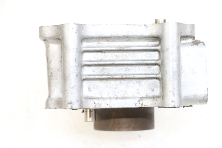 photo de ZYLINDER KOLBEN KYMCO AGILITY 4T 50 (2005 - 2018) - Details der Befestigungspunkte