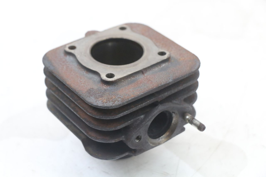 photo de ZYLINDER KOLBEN APRILIA SR MOTARD 50 (2012 - 2018) - Zoom auf Gebrauchszustand