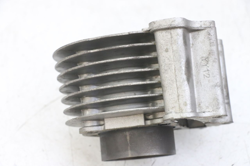 photo de ZYLINDER KOLBEN JONWAY AZTRAL 125 (2008 - 2017) - Oberflächenzustand und Material