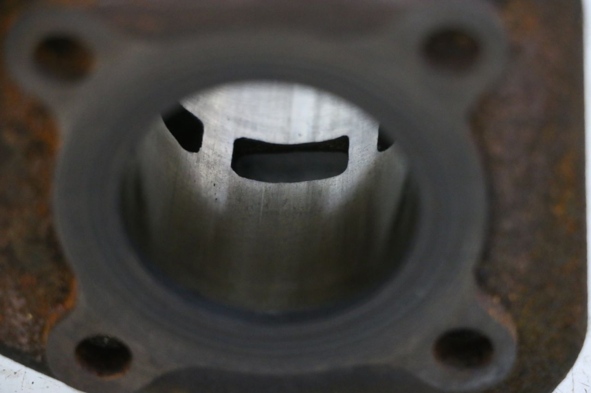 photo de ZYLINDER KOLBEN MASH BIBOP 2T 50 (2013 - 2018) - Details der Befestigungspunkte