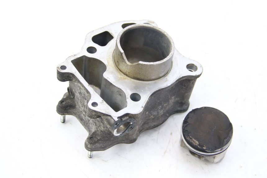 photo de ZYLINDER KOLBEN SUZUKI BURGMAN 125 (2007 - 2014) - Gesamtansicht des Produkts