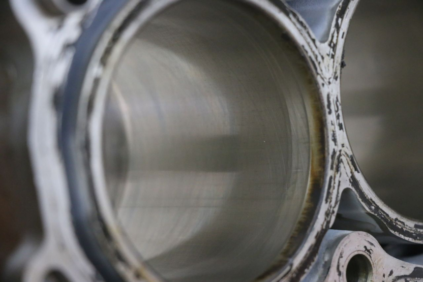 photo de ZYLINDER KOLBEN SUZUKI BURGMAN 650 (2013 - 2020) - Hochauflösende Nahaufnahme