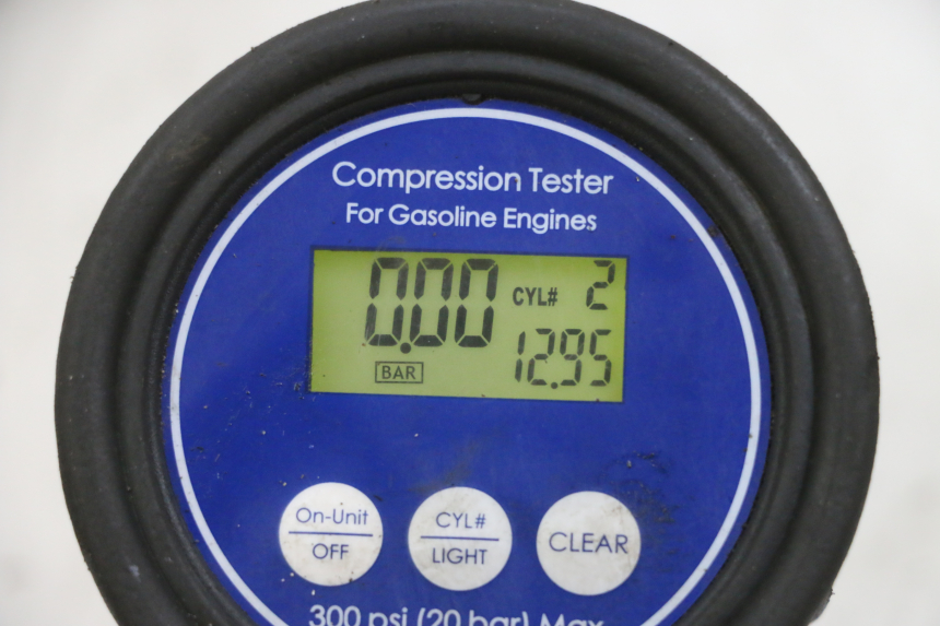 photo de ZYLINDER KOLBEN SUZUKI BURGMAN 650 (2013 - 2020) - Technische Nahaufnahme