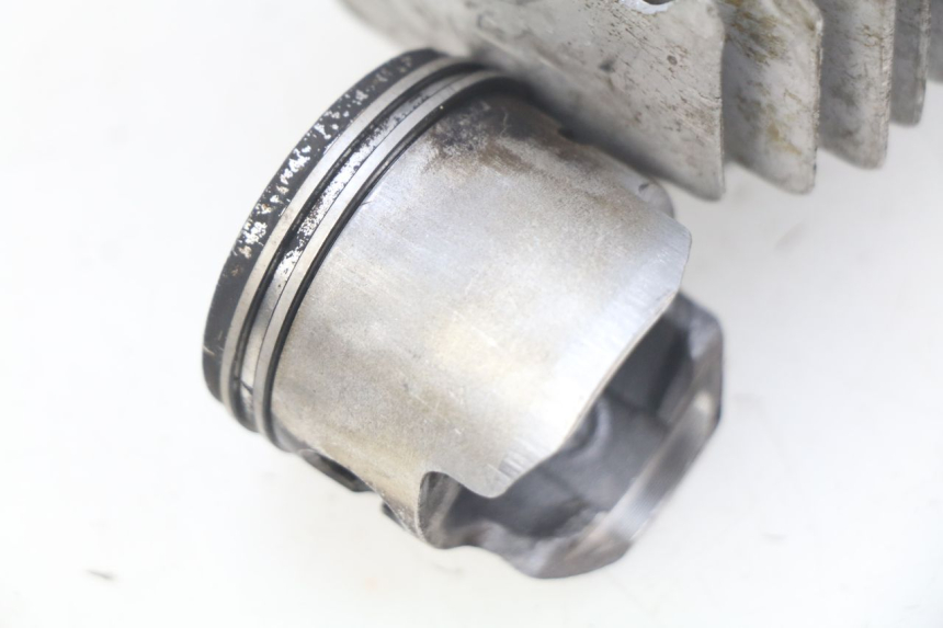 photo de ZYLINDER KOLBEN POCKET BIKE COURSE 50 - Alternative Perspektive