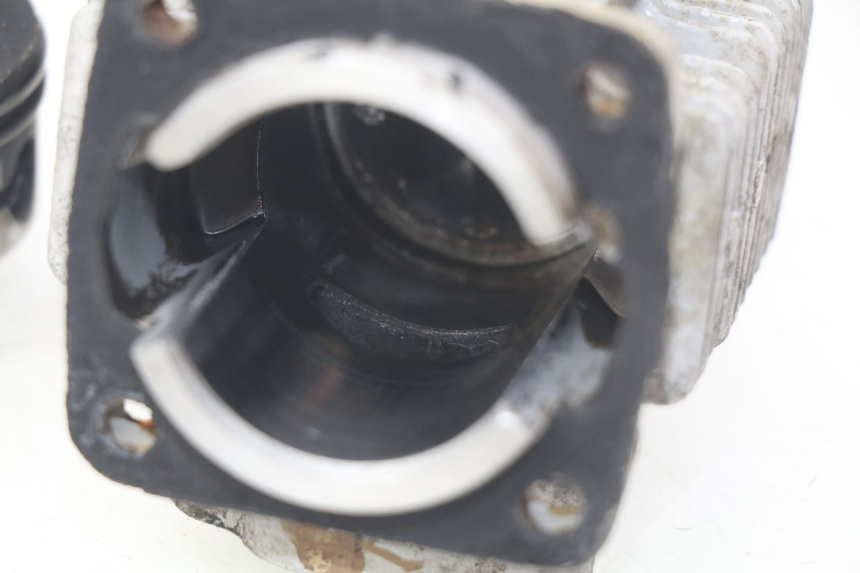 photo de ZYLINDER KOLBEN POCKET BIKE COURSE 50 - Details der Befestigungspunkte