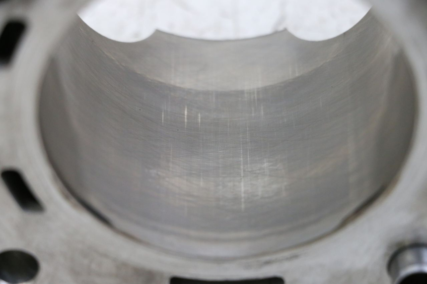 photo de ZYLINDER KOLBEN HONDA CRF R 250 (2020 - 2021) - Charakteristische Merkmale