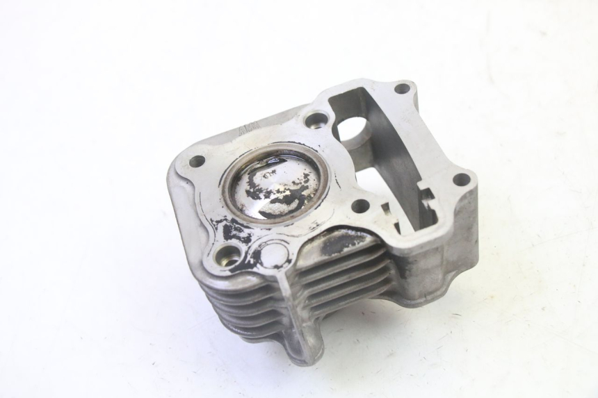 photo de ZYLINDER KOLBEN SYM CROX 4T 50 (2016 - 2023) - Zoom auf Gebrauchszustand