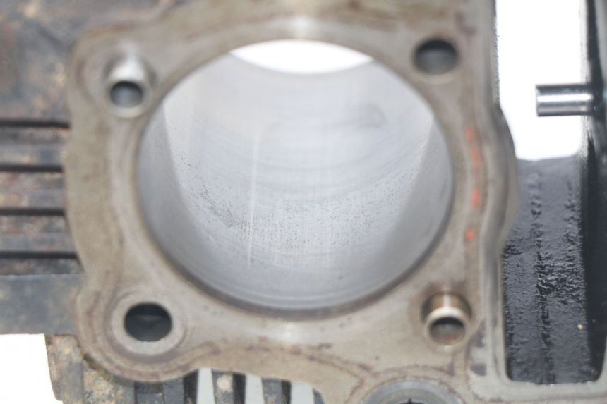 photo de ZYLINDER KOLBEN CCR DIRT BIKE 110 - Details der Befestigungspunkte