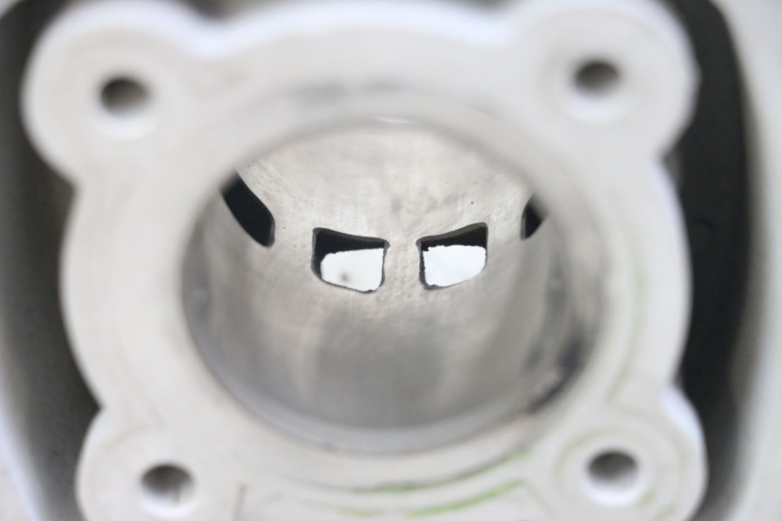 photo de ZYLINDER KOLBEN GILERA DNA 50 (2000 - 2007) - Gesamtansicht des Produkts