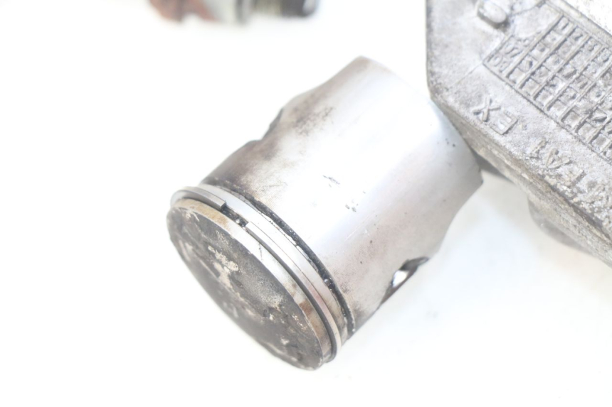 photo de ZYLINDER KOLBEN PEUGEOT ELYSTAR 50 (2002 - 2014) - Zoom auf Komponenten