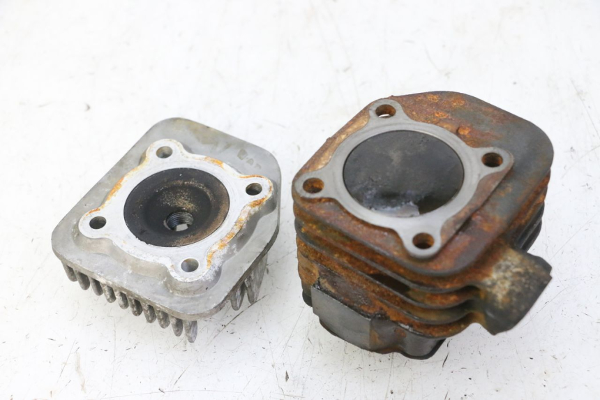 photo de ZYLINDER KOLBEN KEEWAY F-ACT FACT 50 (2006 - 2011) - Technische Nahaufnahme