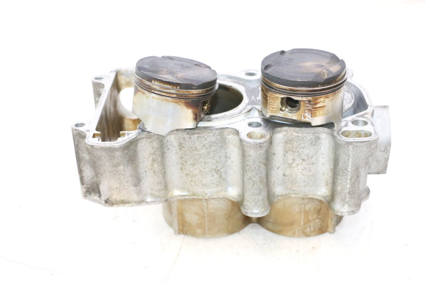 photo de ZYLINDER KOLBEN HONDA FJS SILVER WING SILVERWING 400 (2005 - 2008) - Technische Nahaufnahme
