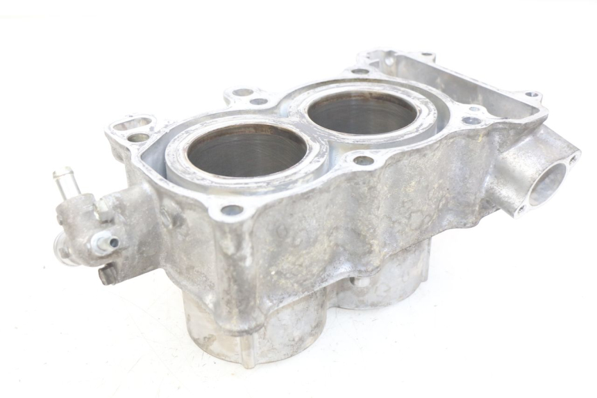 photo de ZYLINDER KOLBEN HONDA FJS SILVERWING SILVER WING 400 (2009 - 2016) - Hochauflösende Nahaufnahme