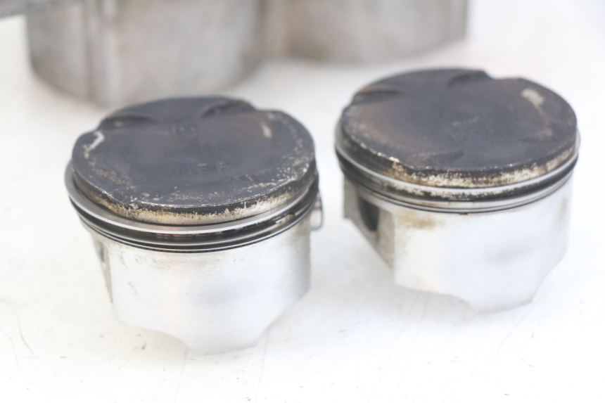 photo de ZYLINDER KOLBEN HONDA FJS SILVERWING SILVER WING 400 (2009 - 2016) - Qualität der Gebrauchtware