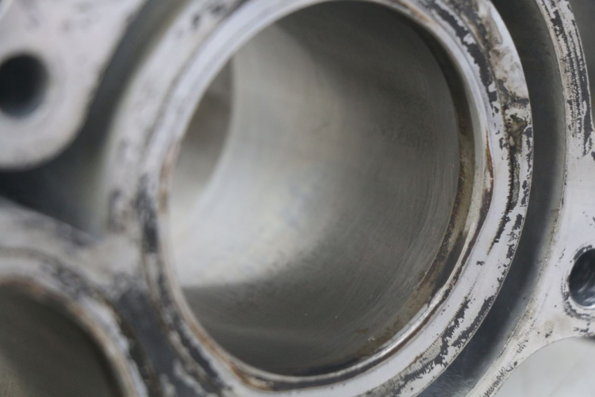 photo de ZYLINDER KOLBEN HONDA FJS SILVERWING SILVER WING 400 (2009 - 2016) - Geprüftes Gebrauchtteil