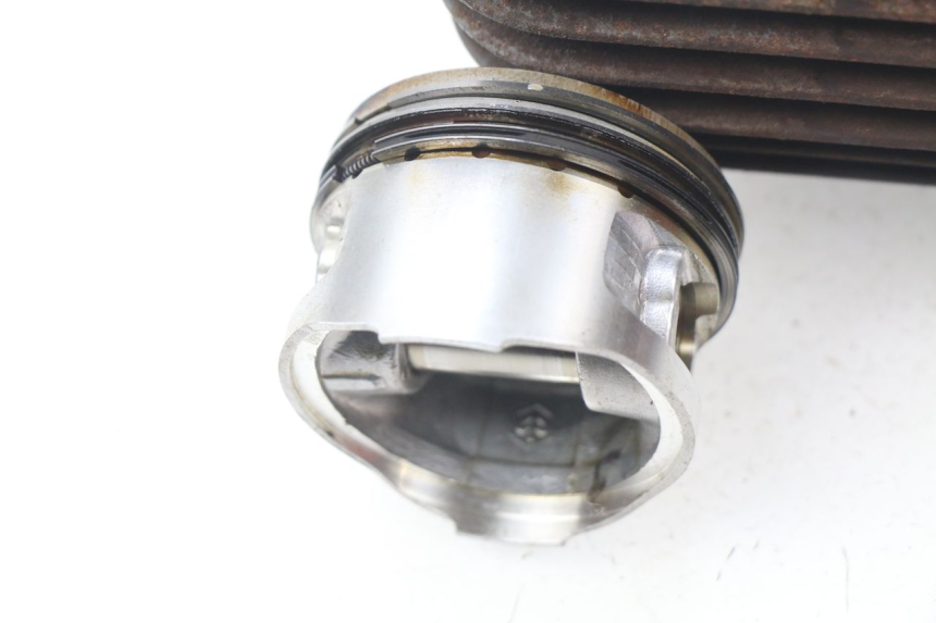 photo de ZYLINDER KOLBEN PIAGGIO FLY 125 (2005 - 2012) - Detaillierte Sichtprüfung
