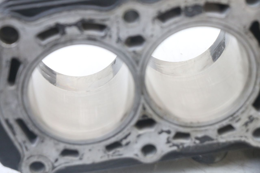 photo de ZYLINDER KOLBEN YAMAHA FZS FAZER 600 (2001 - 2003) - Detaillierte Sichtprüfung