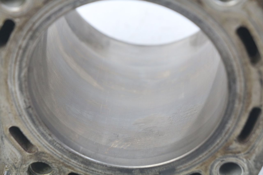 photo de ZYLINDER KOLBEN PEUGEOT GEOPOLIS 400 (2007 - 2013) - Details der Befestigungspunkte