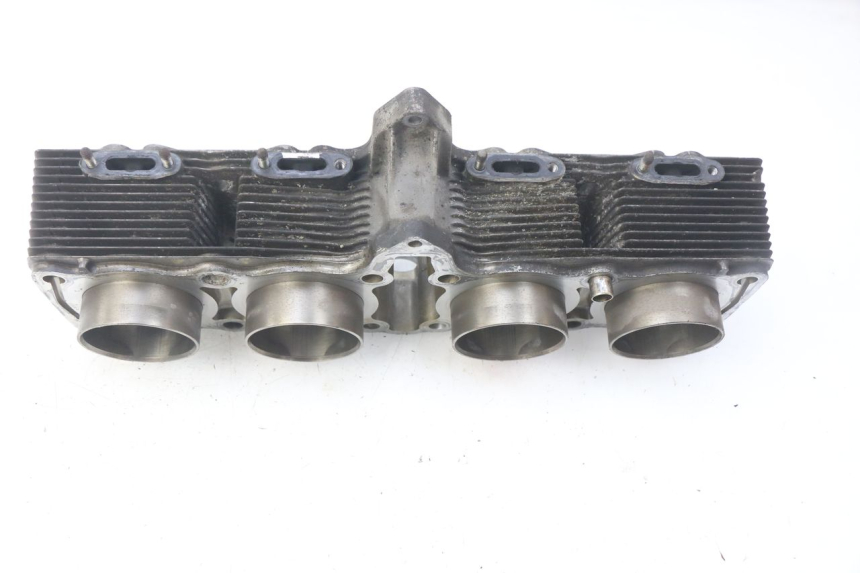 photo de ZYLINDER KOLBEN SUZUKI GSF S BANDIT 600 (2000 - 2004) - Details der Befestigungspunkte