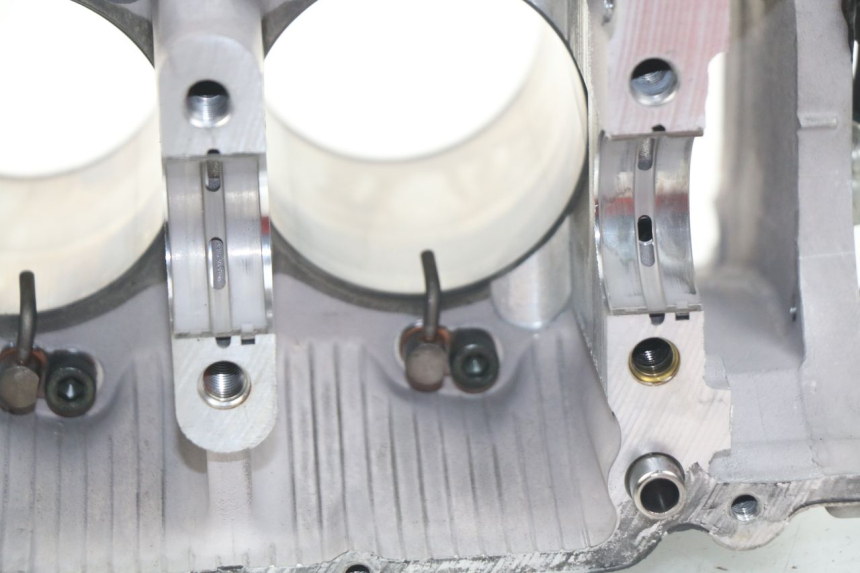 photo de ZYLINDER KOLBEN SUZUKI GSX-R GSXR 600 (2001 - 2003) - Weitere Ansicht des Artikels