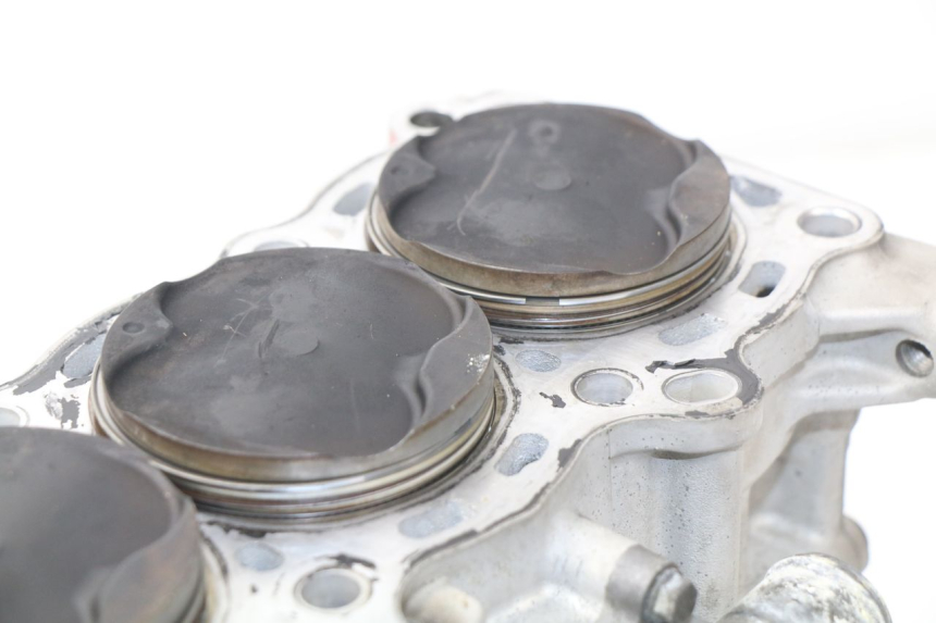photo de ZYLINDER KOLBEN SUZUKI GSX-R GSXR K16 1000 (2012 - 2016) - Detailansicht des Bauteils