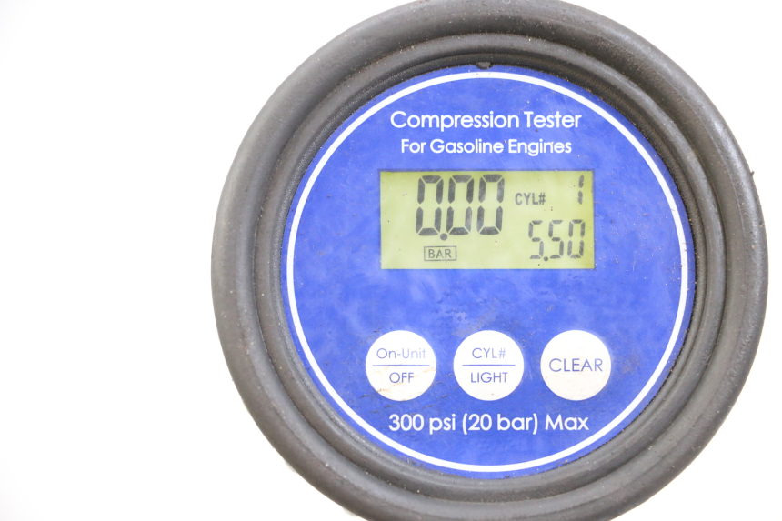 photo de ZYLINDER KOLBEN HYOSUNG GTR 125 (2006 - 2008) - Alternative Perspektive