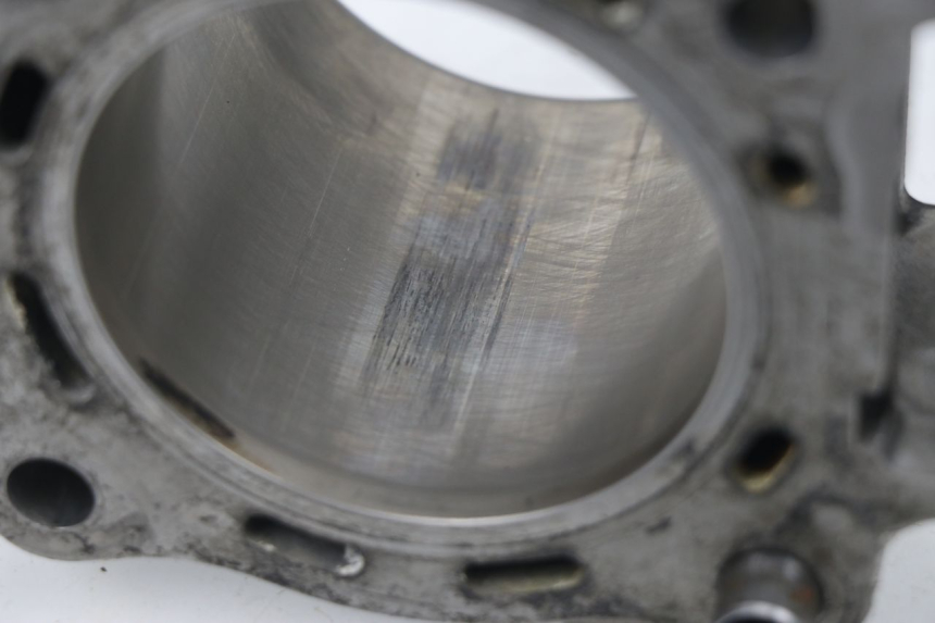 photo de ZYLINDER KOLBEN HONDA CRF 250 (2013 - 2016) - Charakteristische Merkmale