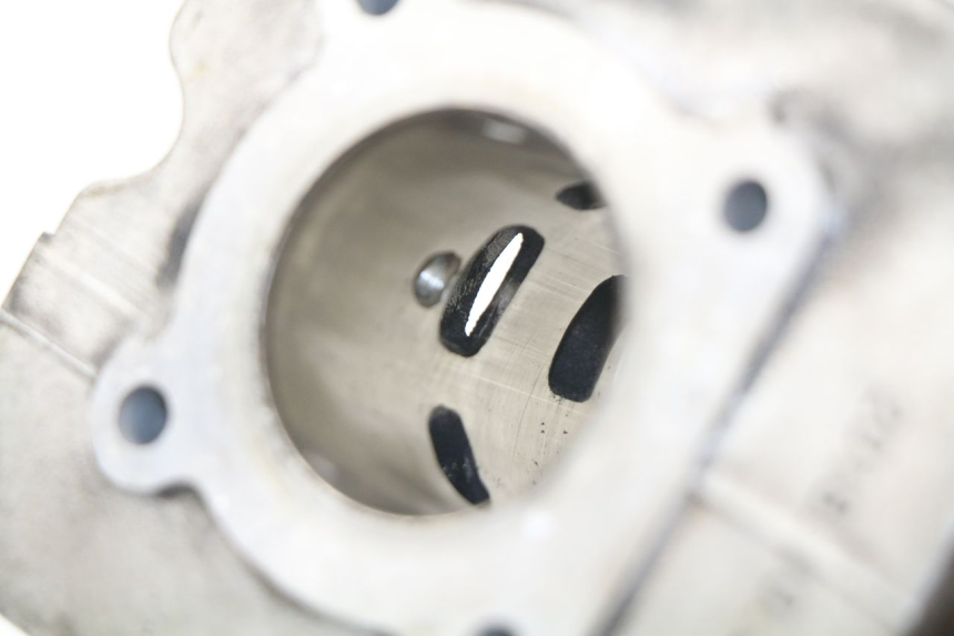 photo de ZYLINDER KOLBEN PEUGEOT KISBEE 2T 50 (2018 - 2022) - Technische Nahaufnahme