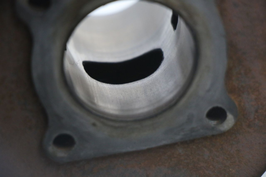 photo de ZYLINDER KOLBEN PEUGEOT KISBEE 2T 50 (2010 - 2017) - Zoom auf Komponenten