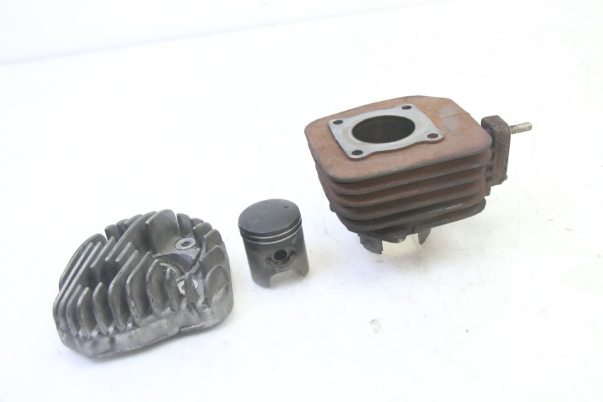 photo de ZYLINDER KOLBEN PEUGEOT KISBEE 2T 50 (2010 - 2017) - Zoom auf Gebrauchszustand