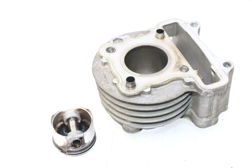 photo de ZYLINDER KOLBEN PEUGEOT KISBEE 4T 50 (2010 - 2017) - Oberflächenzustand und Material