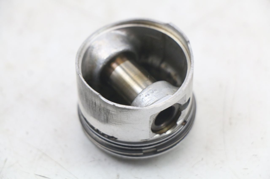 photo de ZYLINDER KOLBEN KYMCO AGILITY 4T 50 (2005 - 2018) - Charakteristische Merkmale