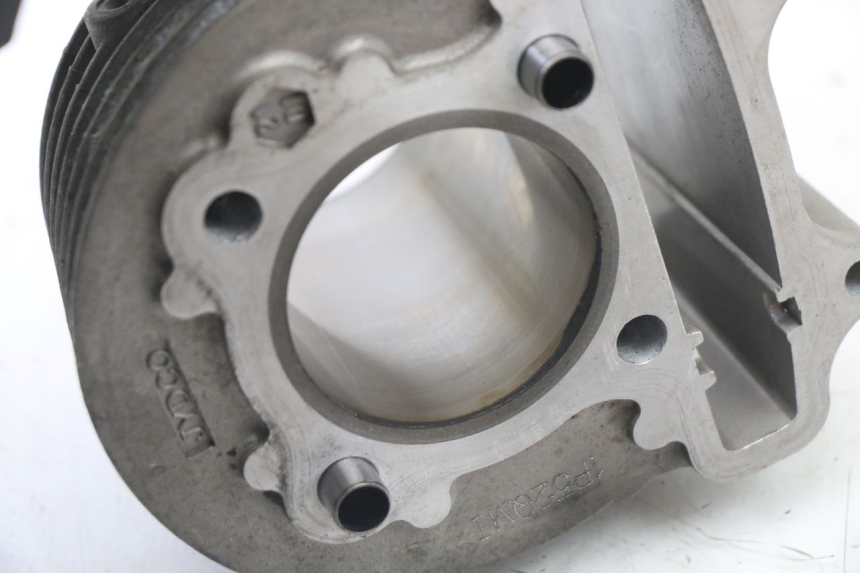 photo de ZYLINDER KOLBEN LONGJIA SHARPY 125 (2020 - 2024) - Weitere Ansicht des Artikels