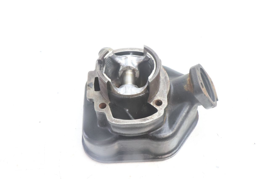 photo de ZYLINDER KOLBEN PEUGEOT LUDIX BLASTER 50 (2006 - 2014) - Details der Befestigungspunkte