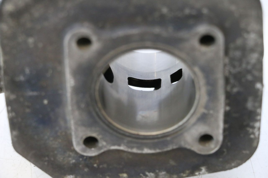 photo de ZYLINDER KOLBEN PEUGEOT LUDIX ONE 14P 50 (2004 - 2013) - Details der Befestigungspunkte