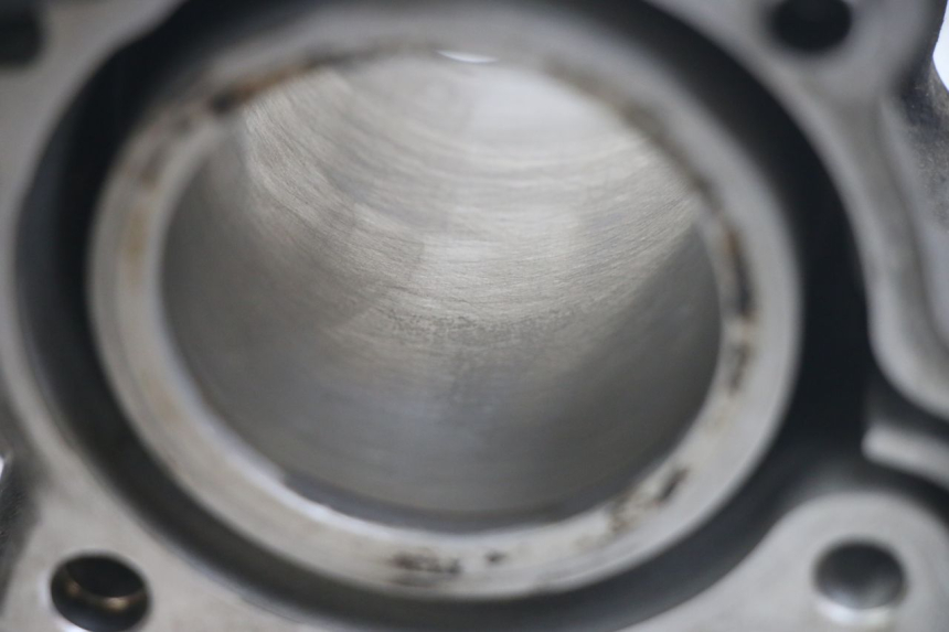 photo de ZYLINDER KOLBEN PIAGGIO MEDLEY 125 (2016 - 2023) - Alternative Perspektive