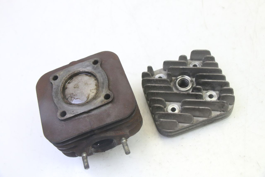 photo de ZYLINDER KOLBEN PIAGGIO NEW TYPHOON 50 (2010 - 2017) - Alternative Perspektive