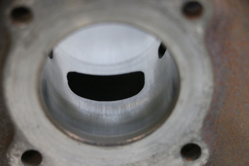 photo de ZYLINDER KOLBEN PIAGGIO NEW TYPHOON 50 (2010 - 2017) - Charakteristische Merkmale