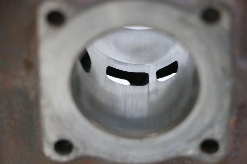 photo de ZYLINDER KOLBEN PIAGGIO NEW TYPHOON 50 (2010 - 2017) - Zoom auf Komponenten