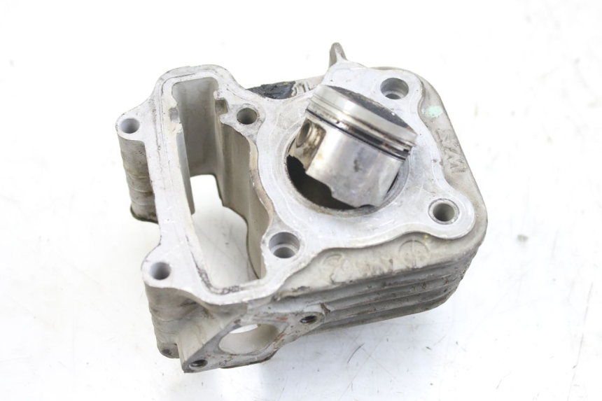 photo de ZYLINDER KOLBEN SYM ORBIT 2 4T 50 (2008 - 2017) - Zoom auf Gebrauchszustand