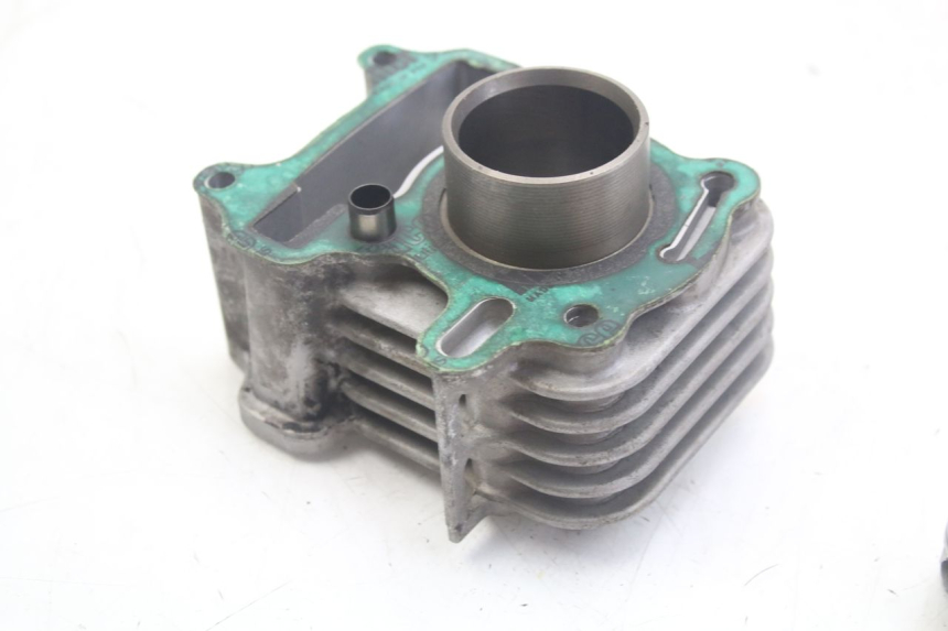 photo de ZYLINDER KOLBEN SYM ORBIT 2 4T 50 (2018 - 2022) - Zoom auf Gebrauchszustand