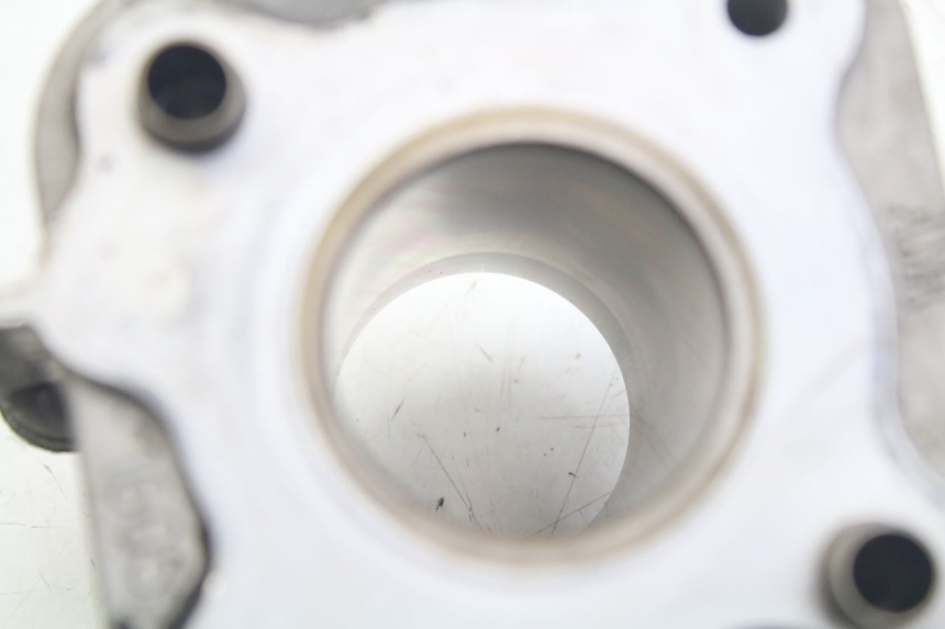 photo de ZYLINDER KOLBEN SYM ORBIT 2 4T 50 (2018 - 2022) - Technische Nahaufnahme