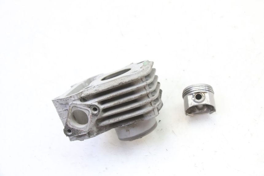 photo de ZYLINDER KOLBEN SYM ORBIT 2 4T 50 (2008 - 2017) - Alternative Perspektive