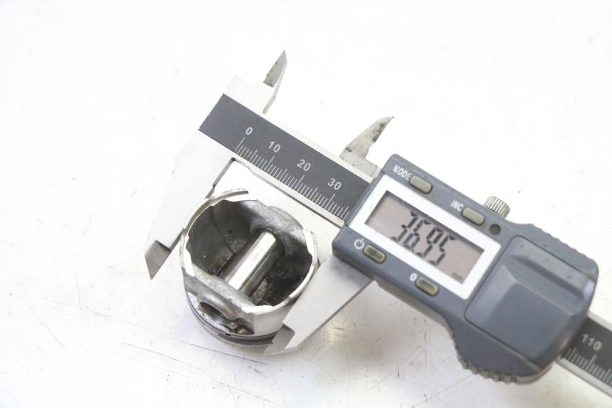 photo de ZYLINDER KOLBEN SYM ORBIT 2 4T 50 (2008 - 2017) - Kennzeichnungen und Originalreferenzen