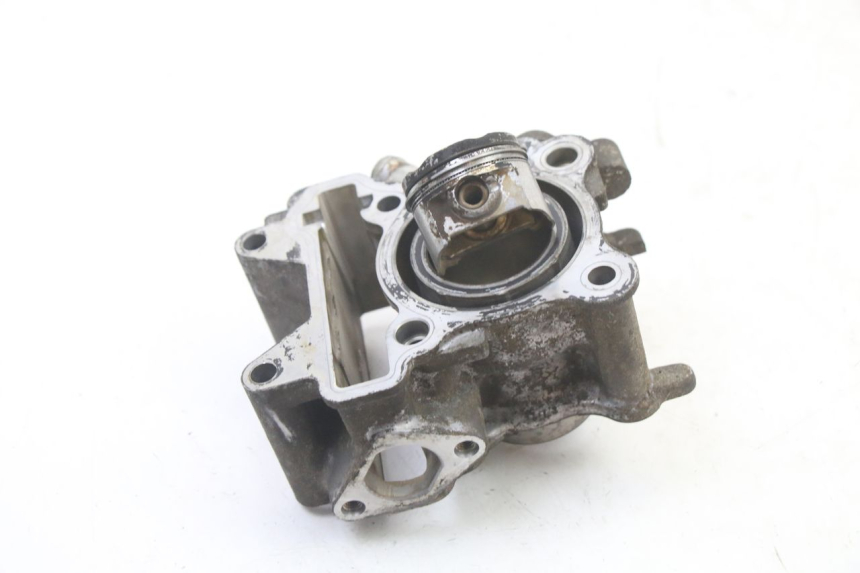 photo de ZYLINDER KOLBEN MBK OVETTO 4T 50 (2008 - 2016) - Hauptansicht