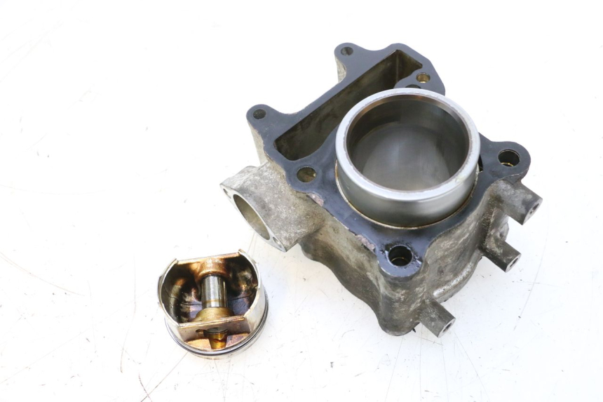 photo de ZYLINDER KOLBEN HONDA PCX (JF57/JF64) 125 (2014 - 2018) - Details der Befestigungspunkte