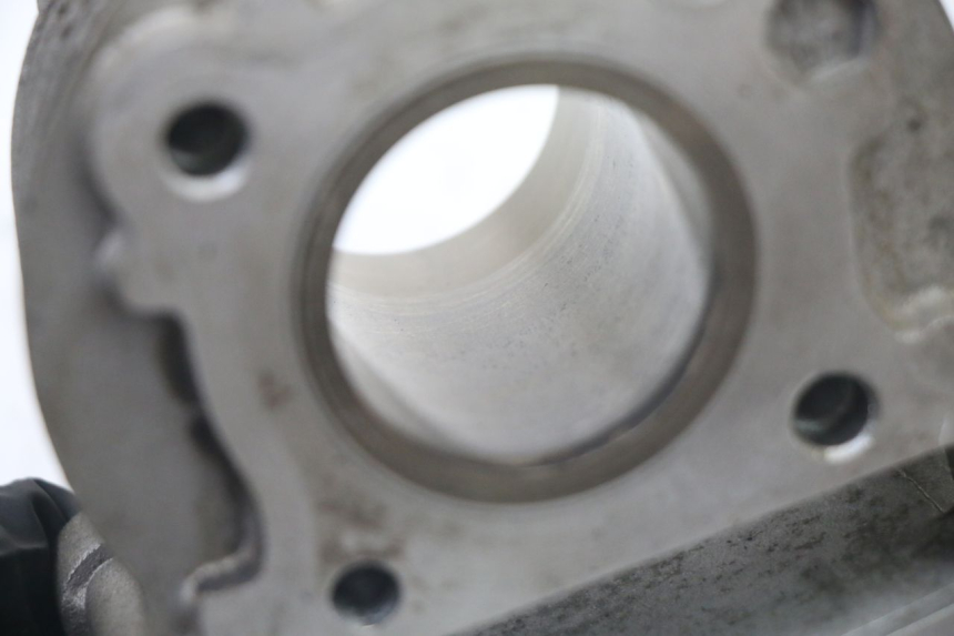 photo de ZYLINDER KOLBEN PEUGEOT KISBEE 4T 50 (2010 - 2017) - Zoom auf Komponenten