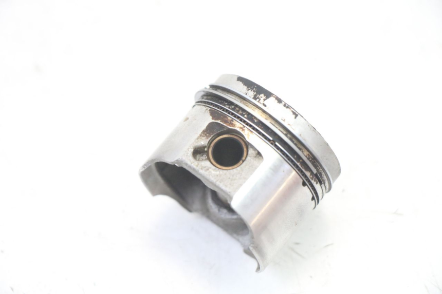 photo de ZYLINDER KOLBEN PEUGEOT KISBEE 4T 50 (2010 - 2017) - Details der Befestigungspunkte